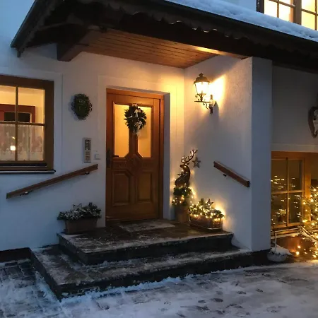 Kristall Apartamento *